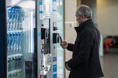 Nouveaux moyens de paiement aux distributeurs automatiques