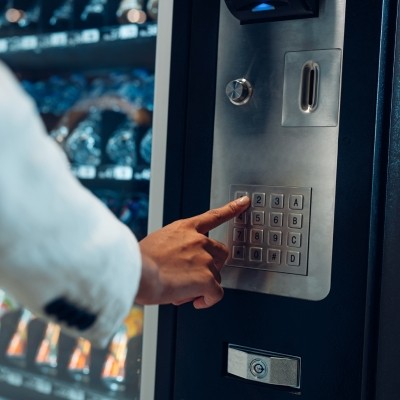 Avantages d’un distributeur automatique avec télémétrie à Mons