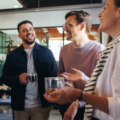 De deugden van een koffiepauze op kantoor in Antwerpen