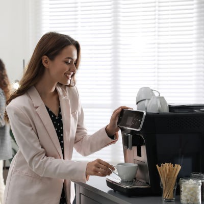 Distributeur de boissons chaudes en entreprise à Bruxelles