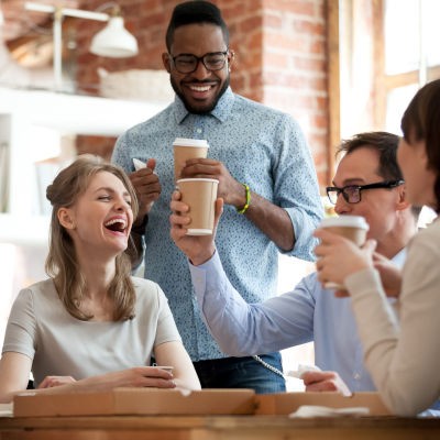 L’importance des pauses café en entreprise en Wallonie et à Bruxelles